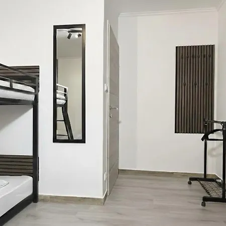 Zemlinsky Loft Bunk Hotel